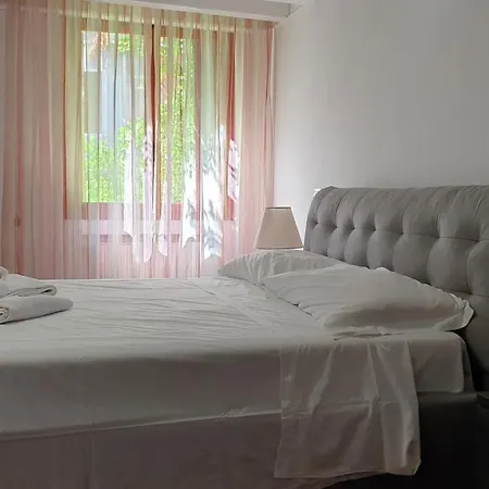Lamanna Apartament *